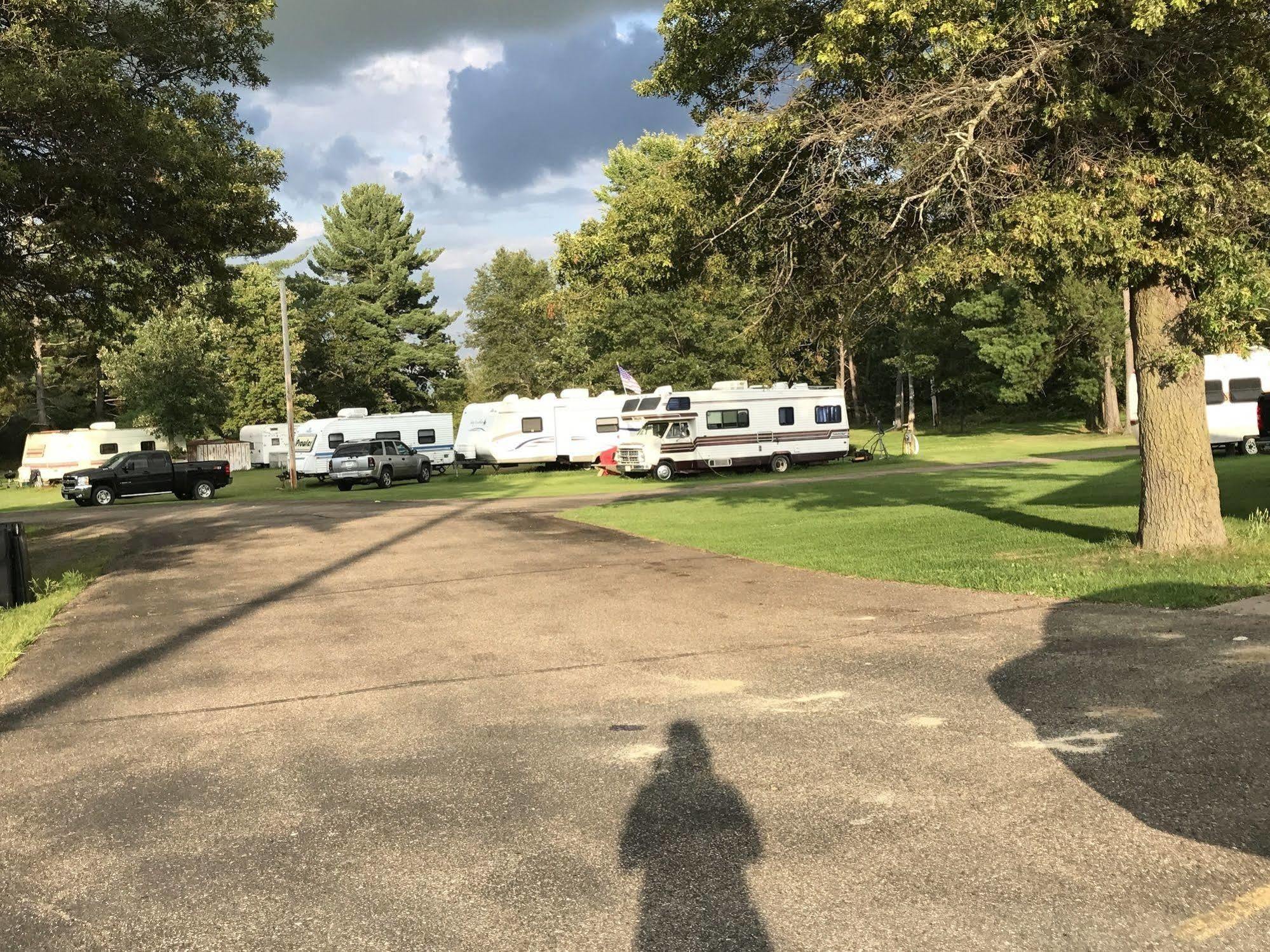 Motel 95 & Campground Гікстон Екстер'єр фото